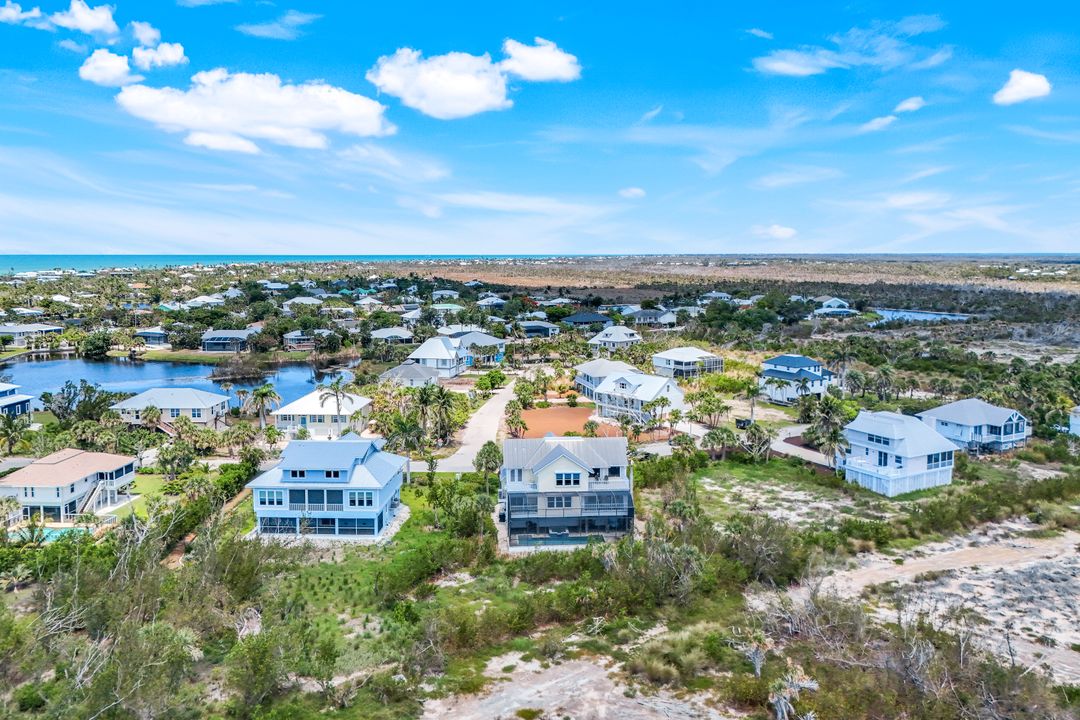 654 Sea Oats Dr, Sanibel, FL 33957