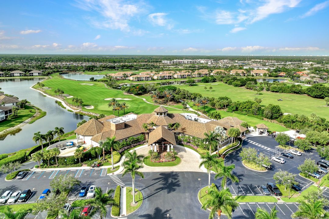 9314 Quarry Dr, Naples, FL 34120