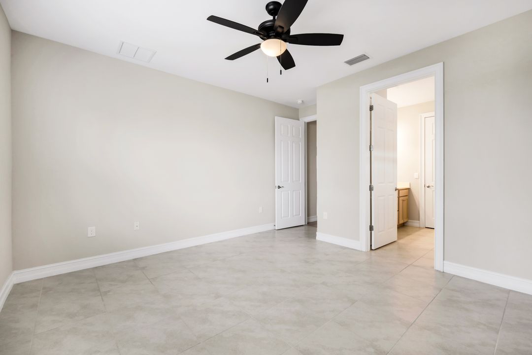 16717 Seasons Coast Dr, Bonita Springs, FL 34135