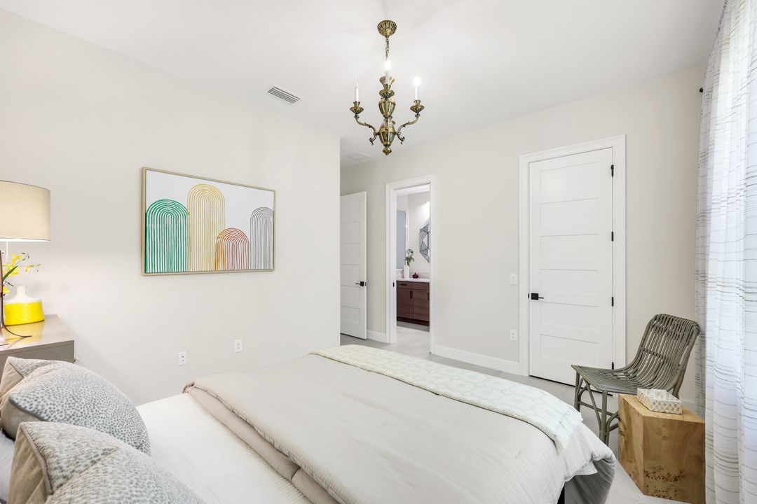 8943 Gustavia Ct, Naples, FL 34112