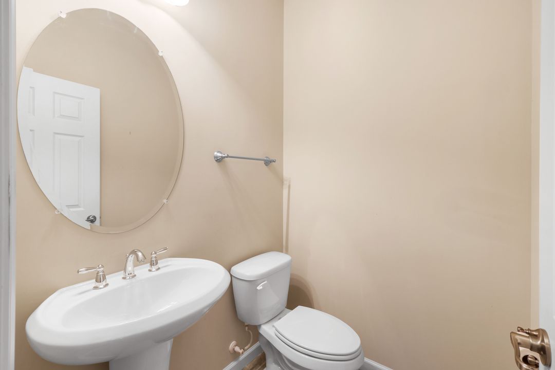 9704 Cobalt Cove Cir, Naples, FL 34120