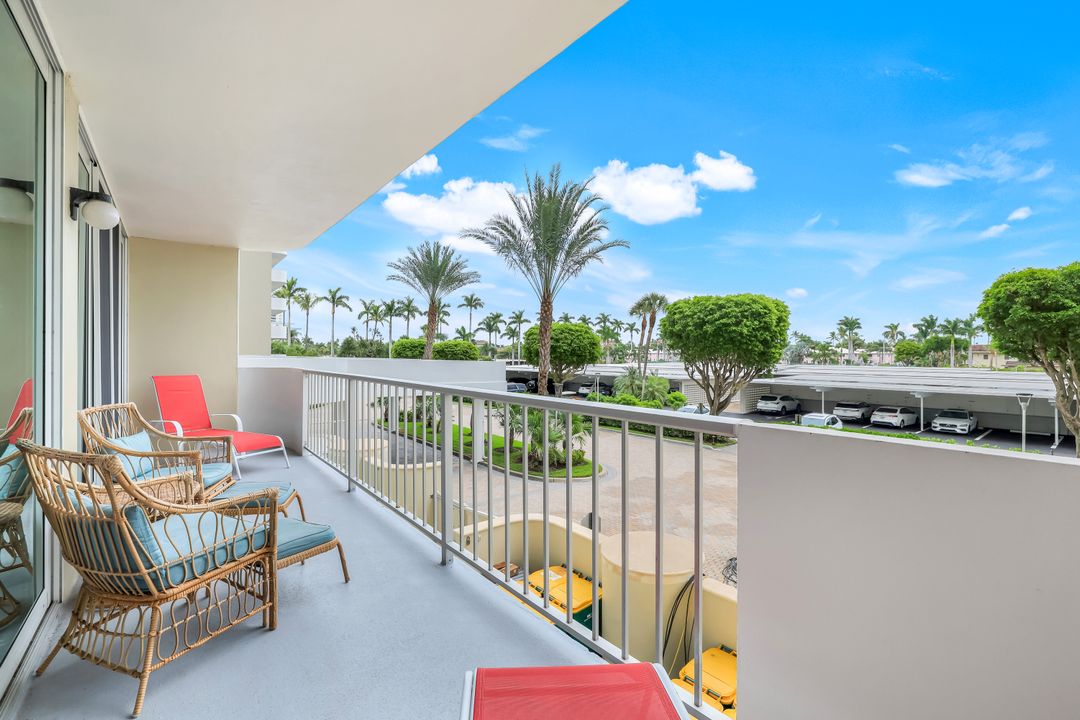 140 Seaview Ct #204S, Marco Island, FL 34145