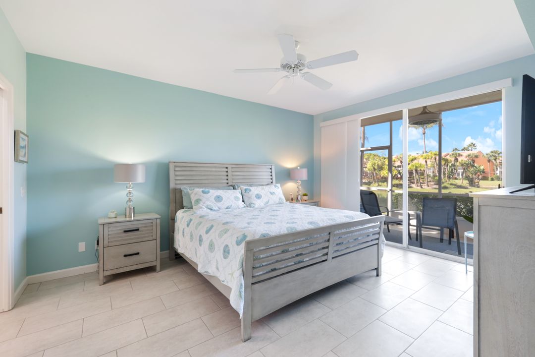 1615 Windy Pines Dr, Naples, FL 34112