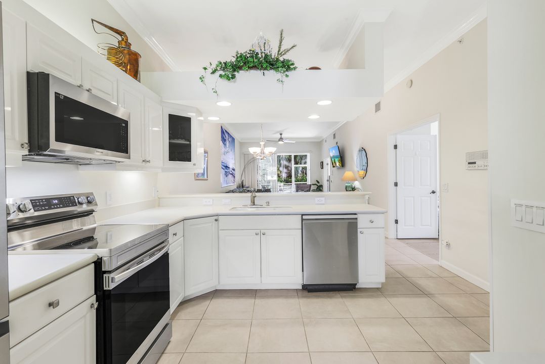 14530 Red Fox Run #215, Naples, FL 34110