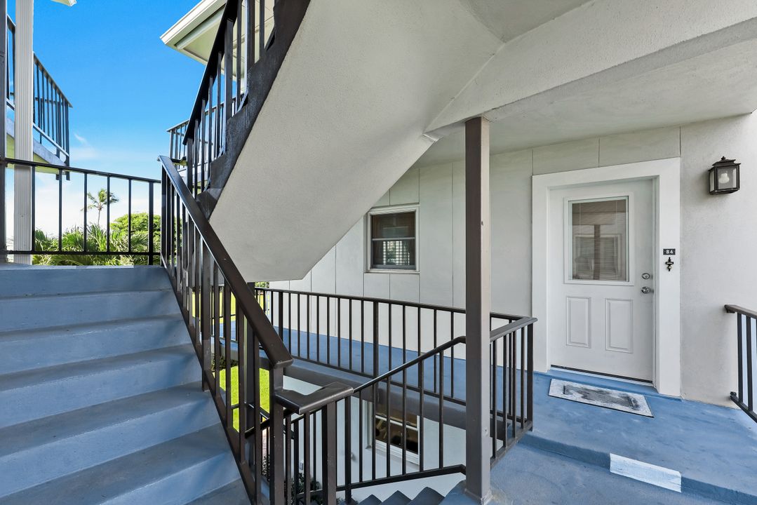 3400 Gulf Shore Blvd N #B4, Naples, FL 34103