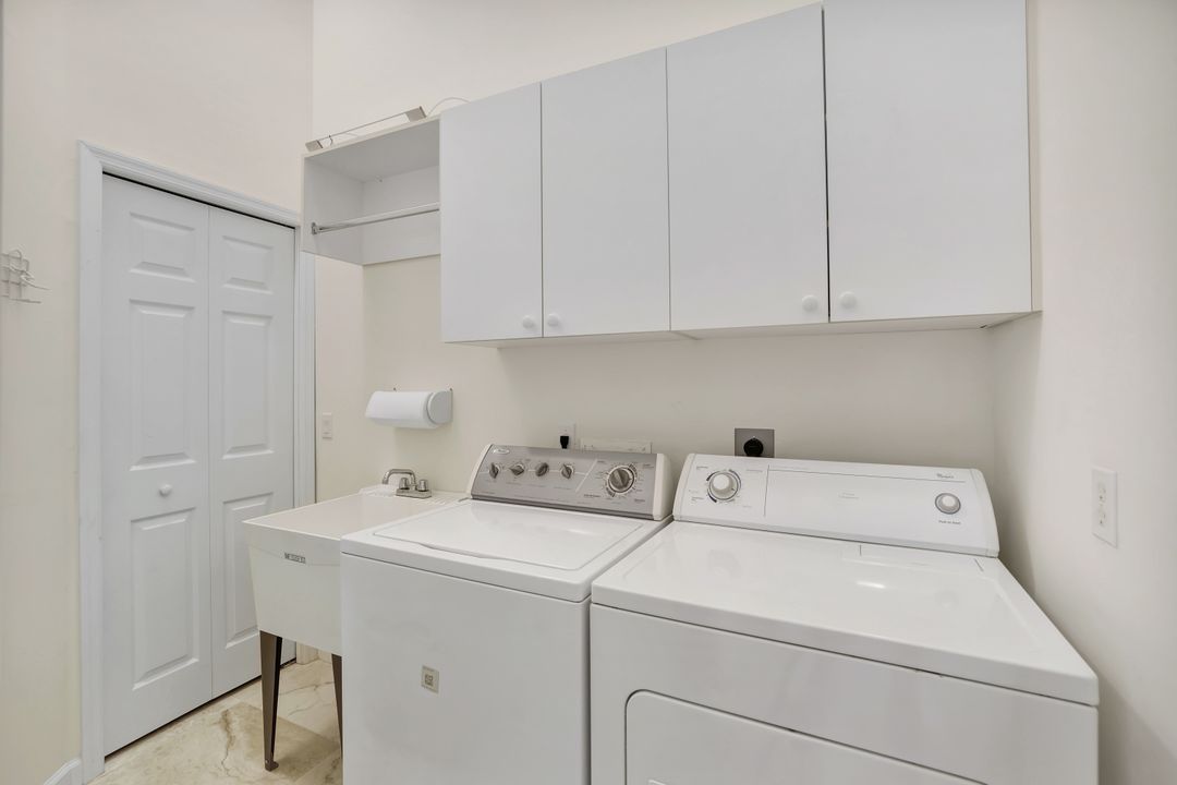 2370 Magnolia Ave #2, Naples, FL 34112