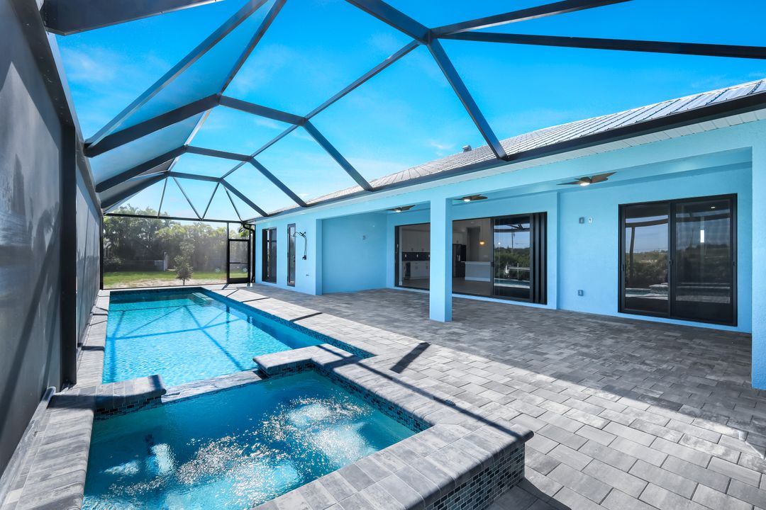 1909 NW 32nd Ct, Cape Coral, FL 33993