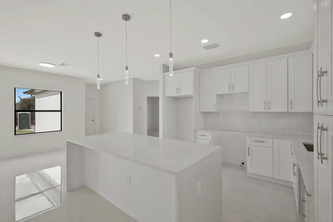 3800 24th St SW, Lehigh Acres, FL 33976