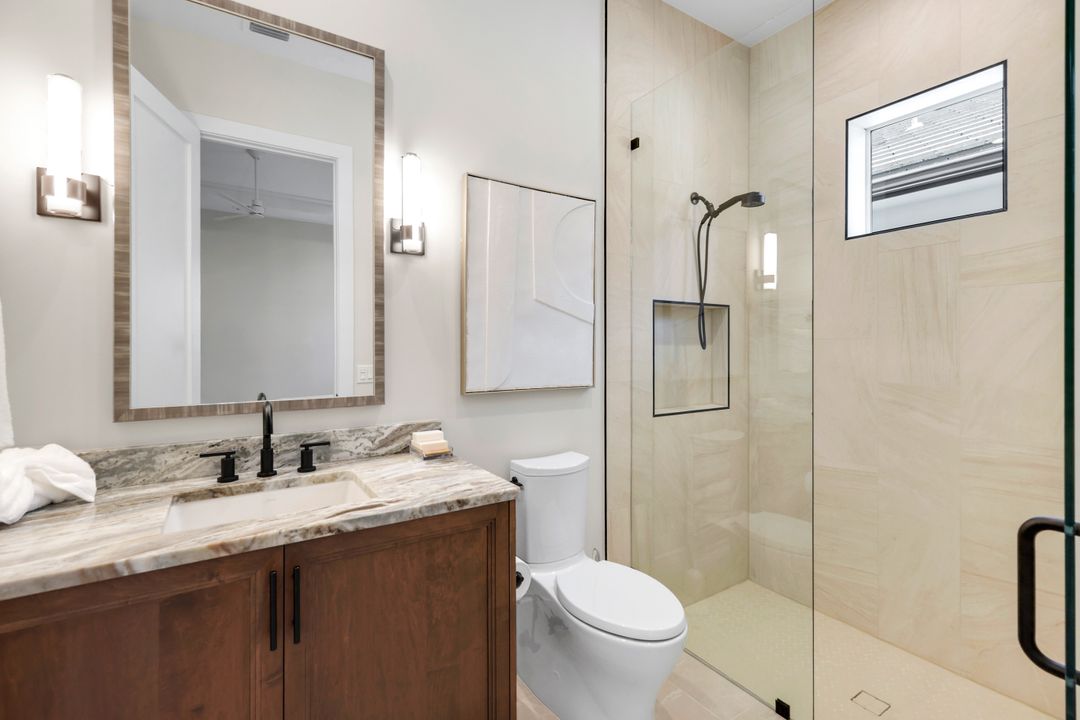 16647 Isola Bella Ln, Naples, FL 34110