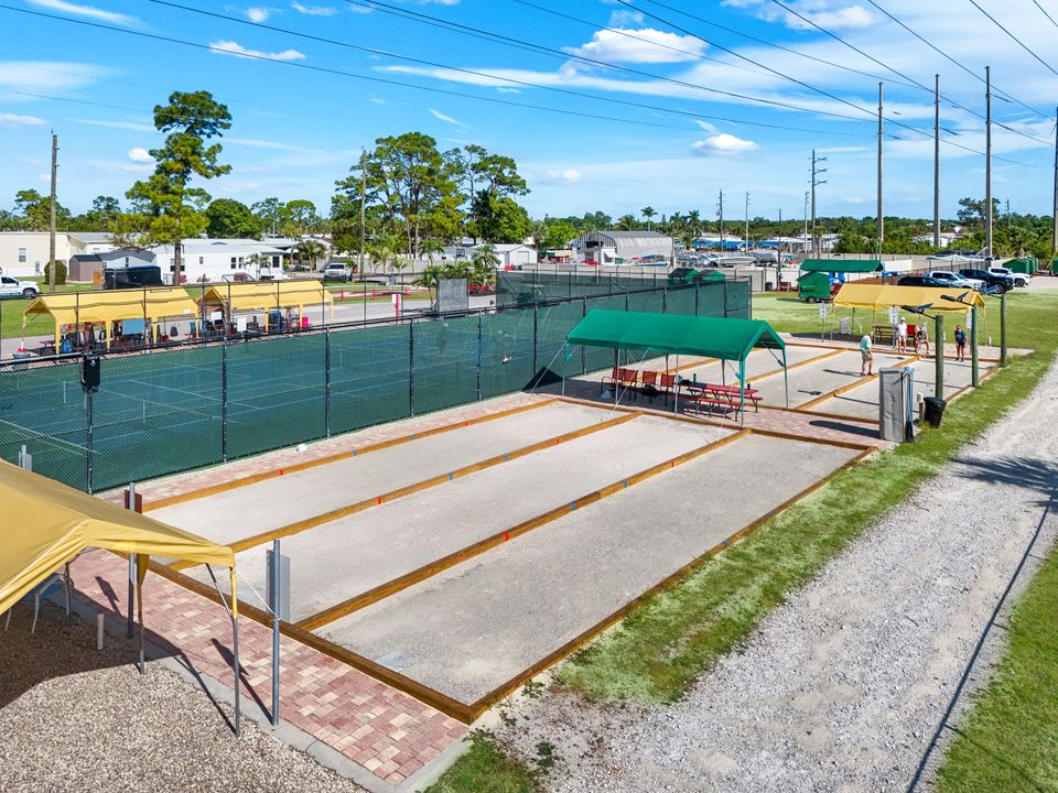 27520 Bourbonniere Dr, Bonita Springs, FL 34135