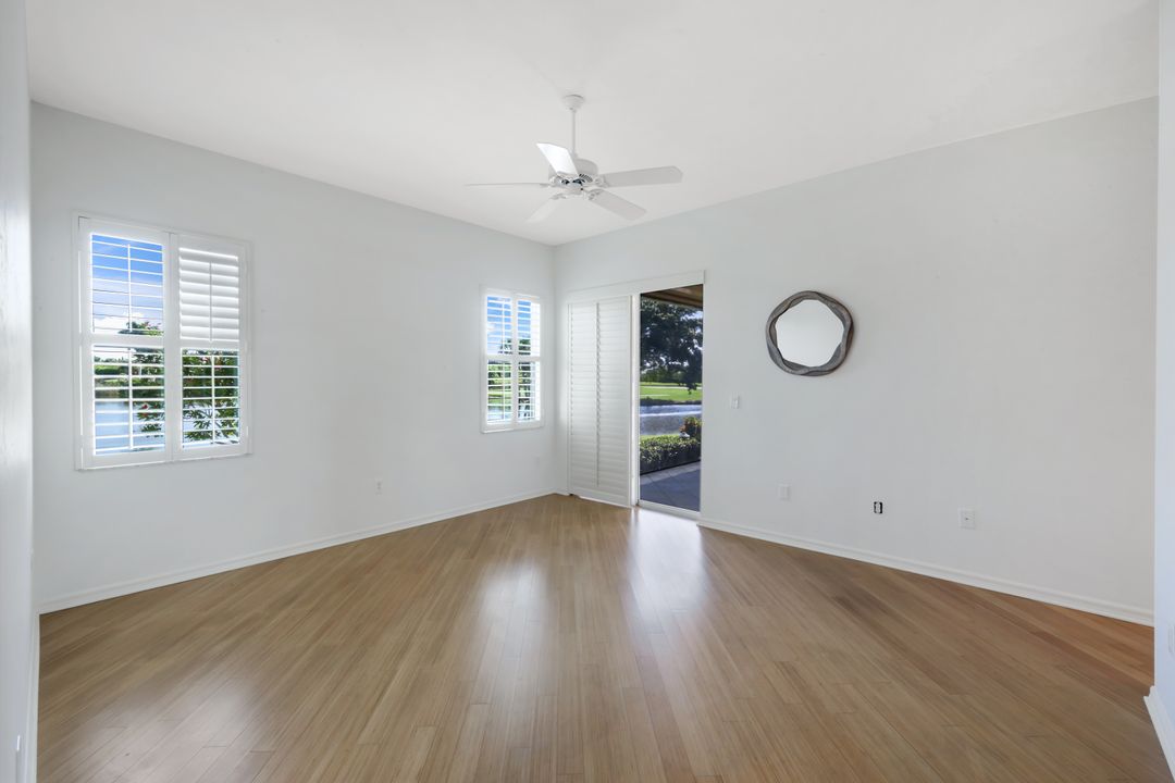 2153 Paget Cir, Naples, FL 34112