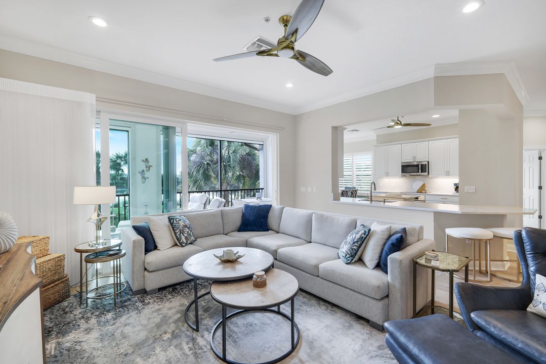 9201 Quartz Ln #202, Naples, FL 34120