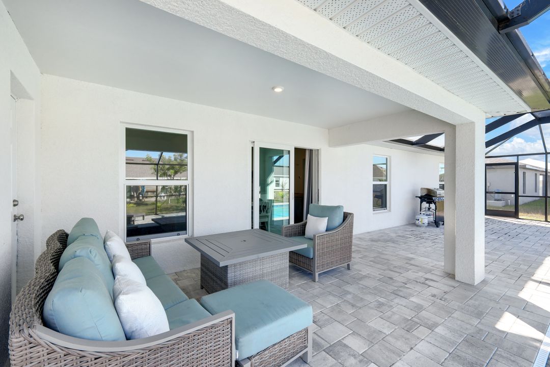 327 NW 23rd St, Cape Coral, FL 33993