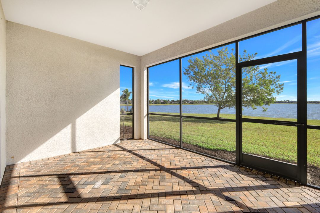 16467 Bonita Landing Cir, Bonita Springs, FL 34135