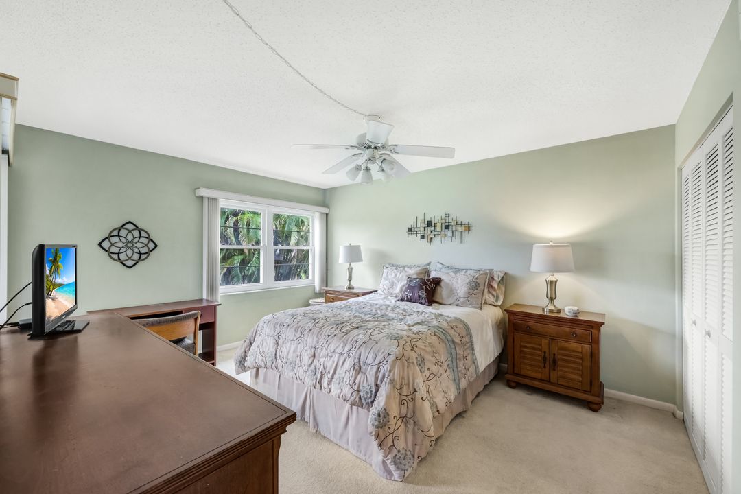 1056 Forest Lakes Dr #C-211, Naples, FL 34105