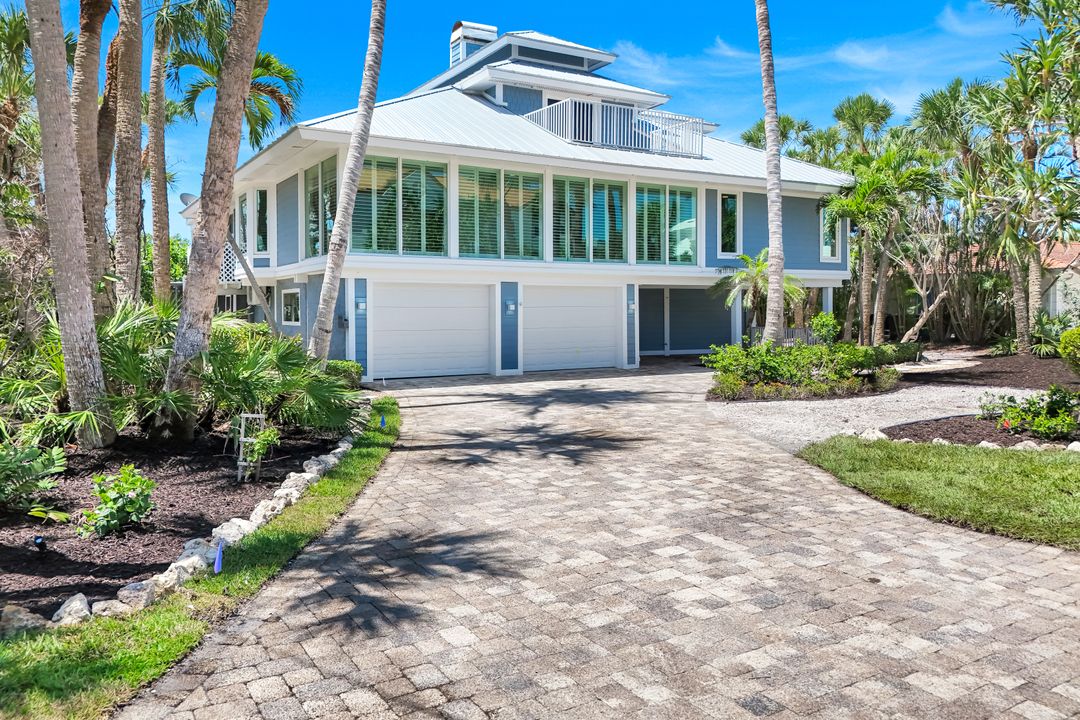 513 Lighthouse Way, Sanibel, FL 33957