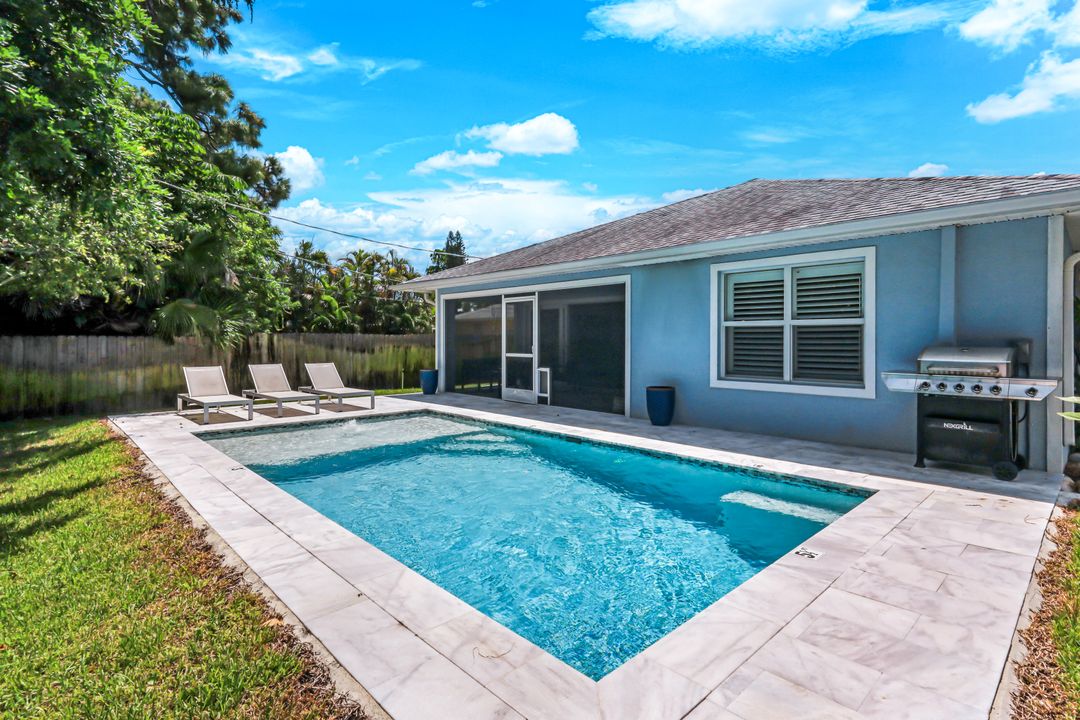 743 108th Ave N, Naples, FL 34108