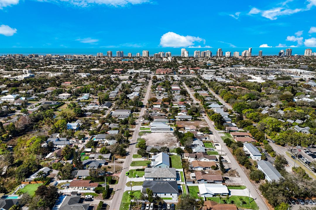 1381 Trail Terrace Dr, Naples, FL 34103