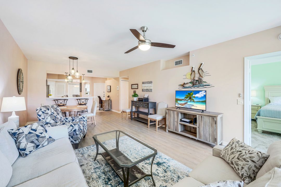 5440 Worthington Ln, Naples, FL 34110