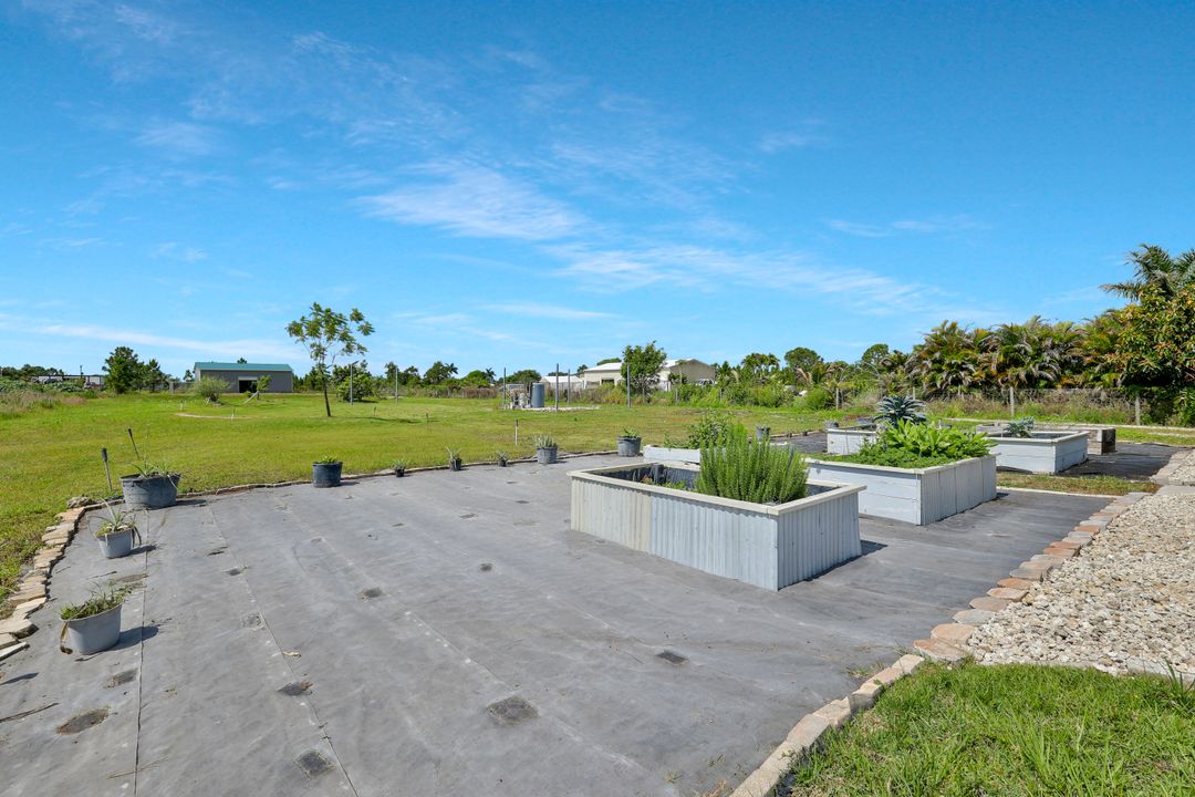 4044 62nd Ave NE, Naples, FL 34120