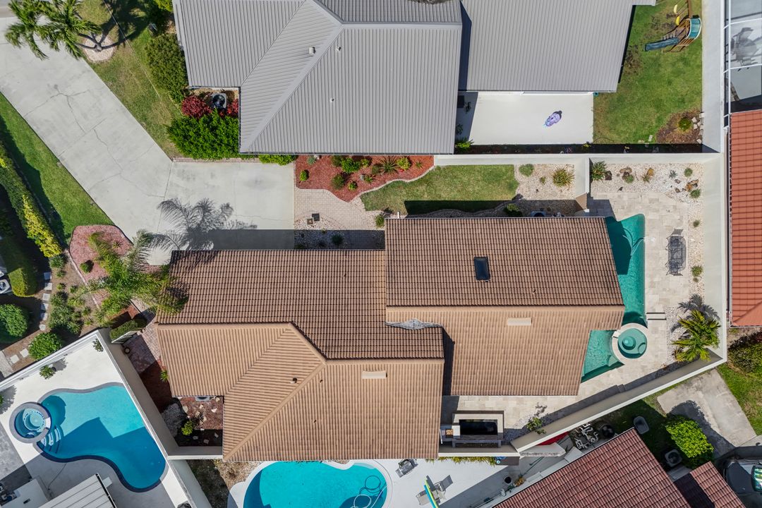 11054 Linnet Ln, Naples, FL 34119