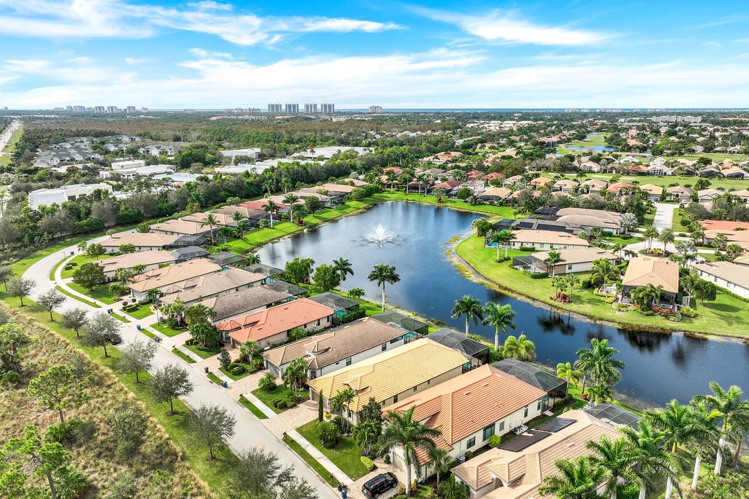 9973 Alhambra Ln, Bonita Springs, FL 34135