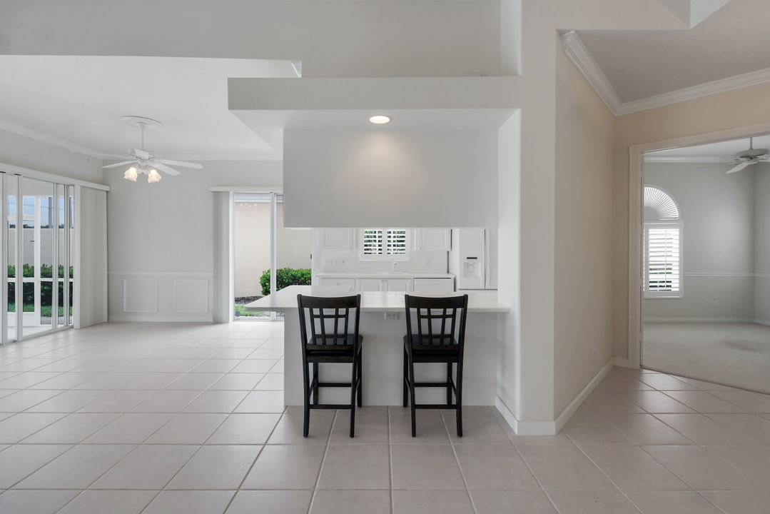 4471 Prescott Ln, Naples, FL 34119