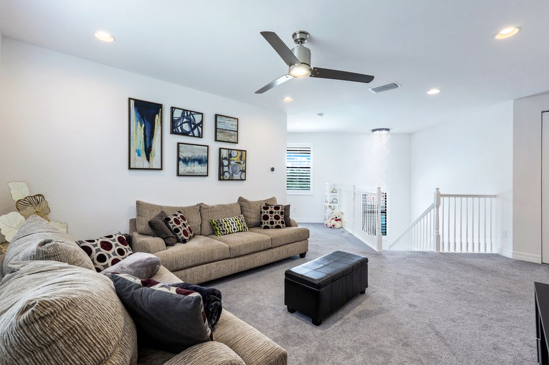 10059 Chesapeake Bay Dr, Fort Myers, FL 33913