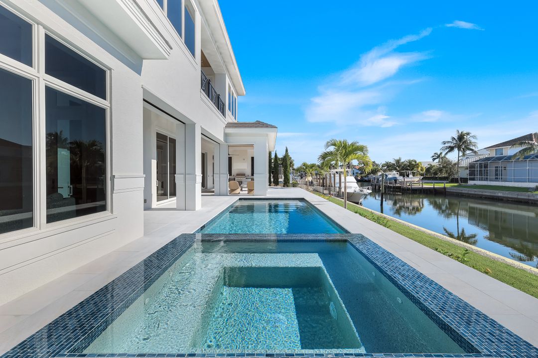 713 Nautilus Ct, Marco Island, FL 34145