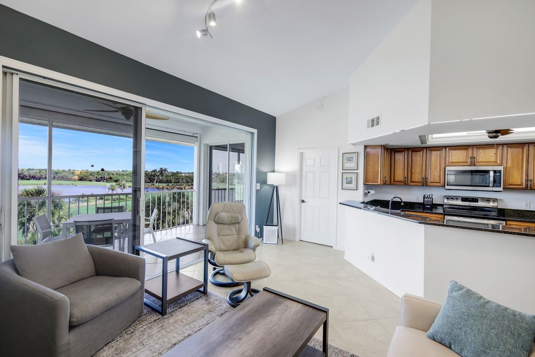 4130 Bayhead Dr #303, Bonita Springs, FL 34134