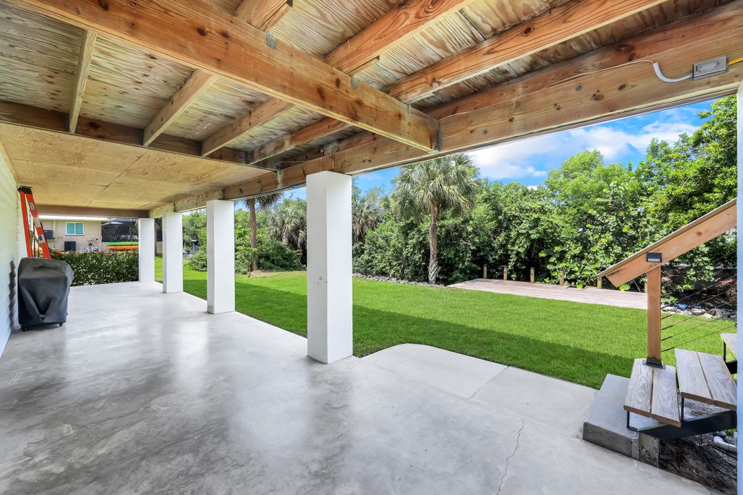 27136 Belle Rio Dr, Bonita Springs, FL 34135