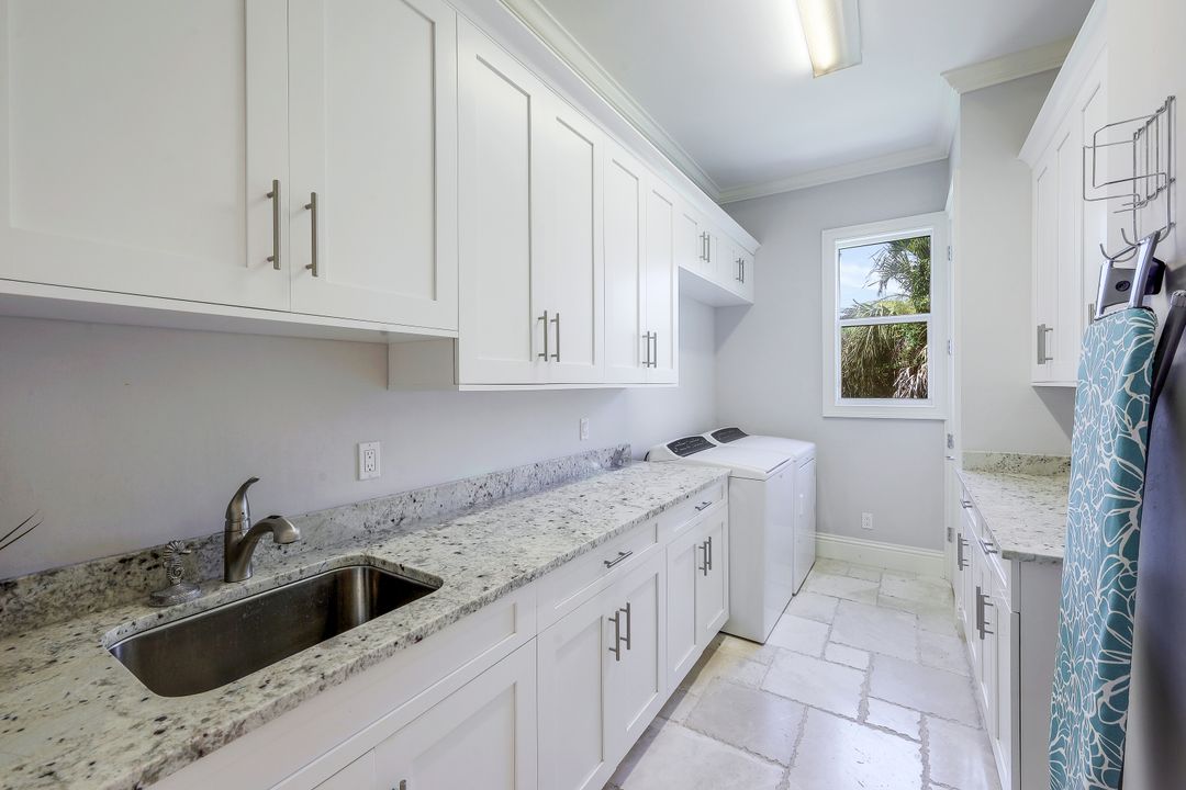 671 S Barfield Dr, Marco Island, FL 34145
