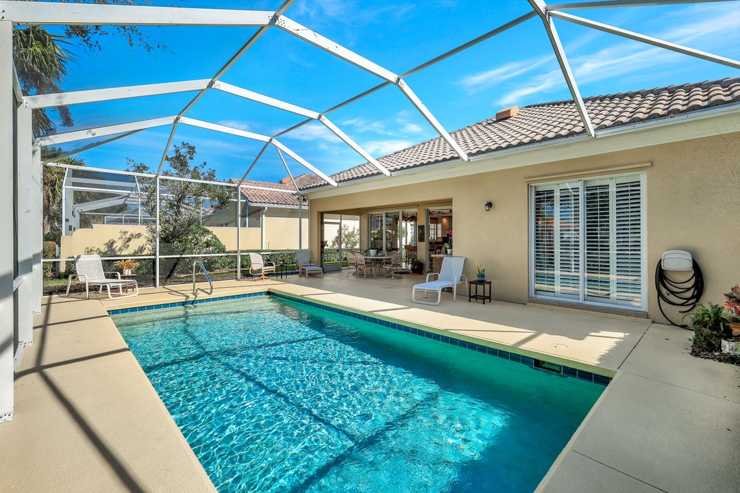 2914 Gilford Way, Naples, FL 34119