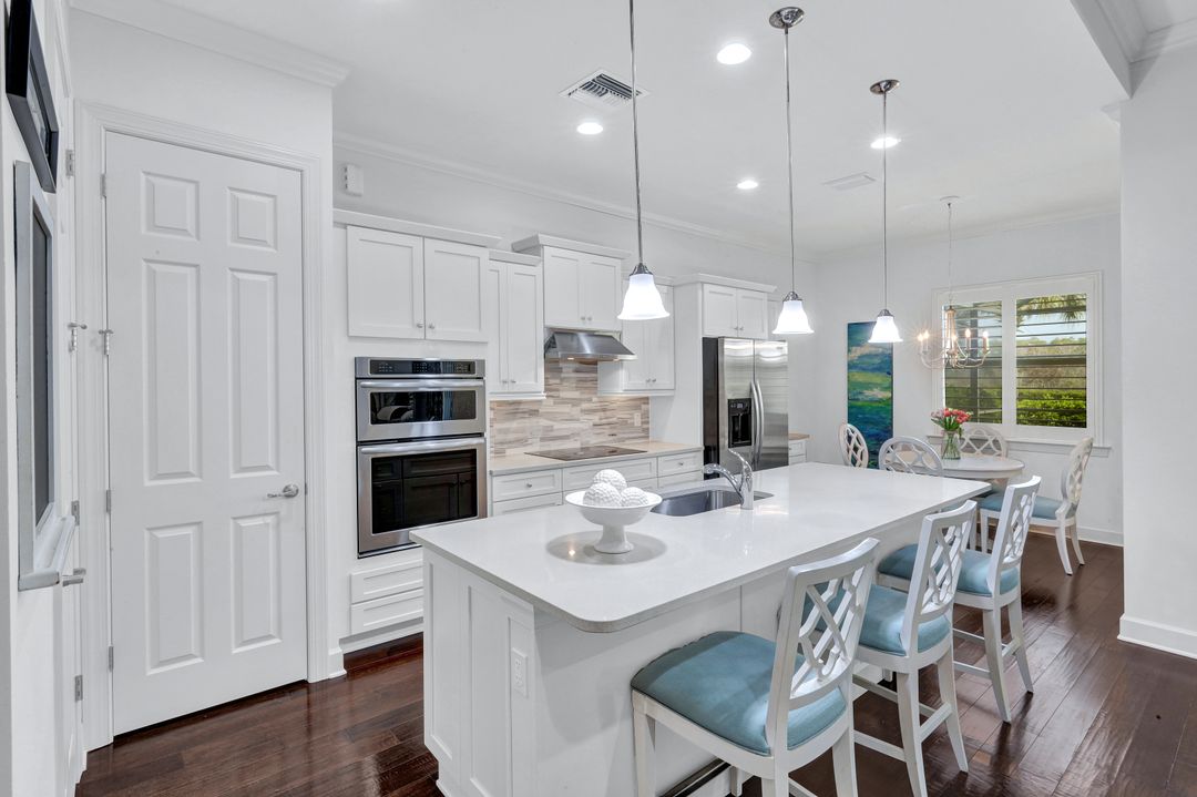 9311 Fieldstone Ln, Naples, FL 34120