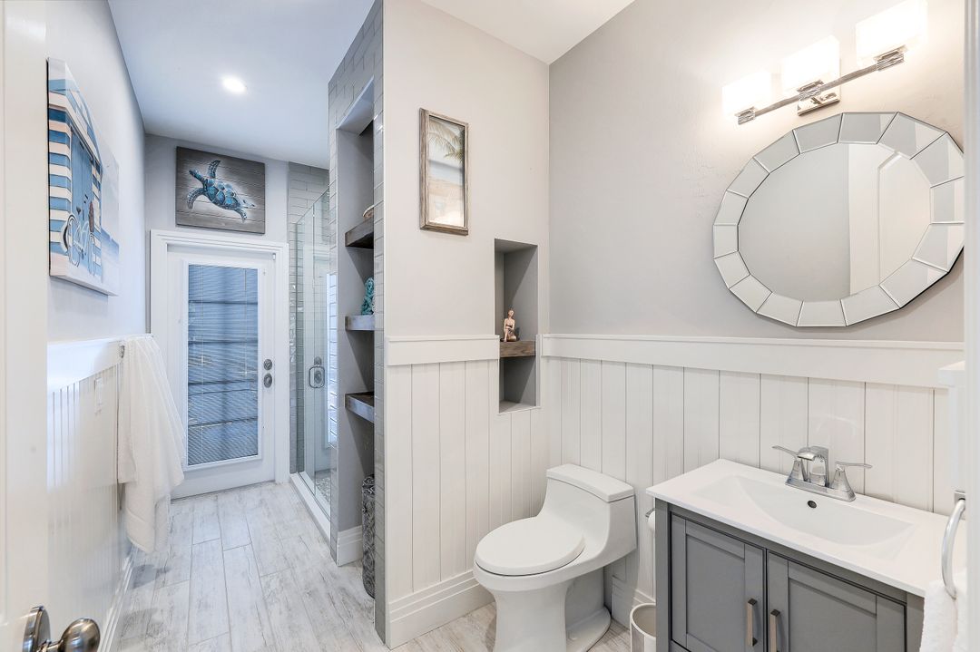 3730 Lakemont Dr, Bonita Springs, FL 34134