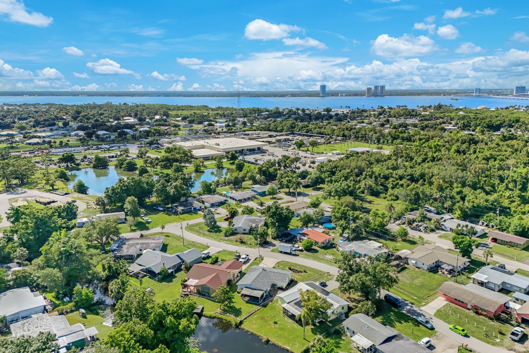 108 Powell Creek Cir, North Fort Myers, FL 33917