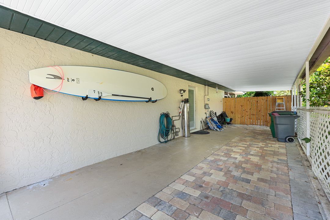 9863 Kentucky St, Bonita Springs, FL 34135