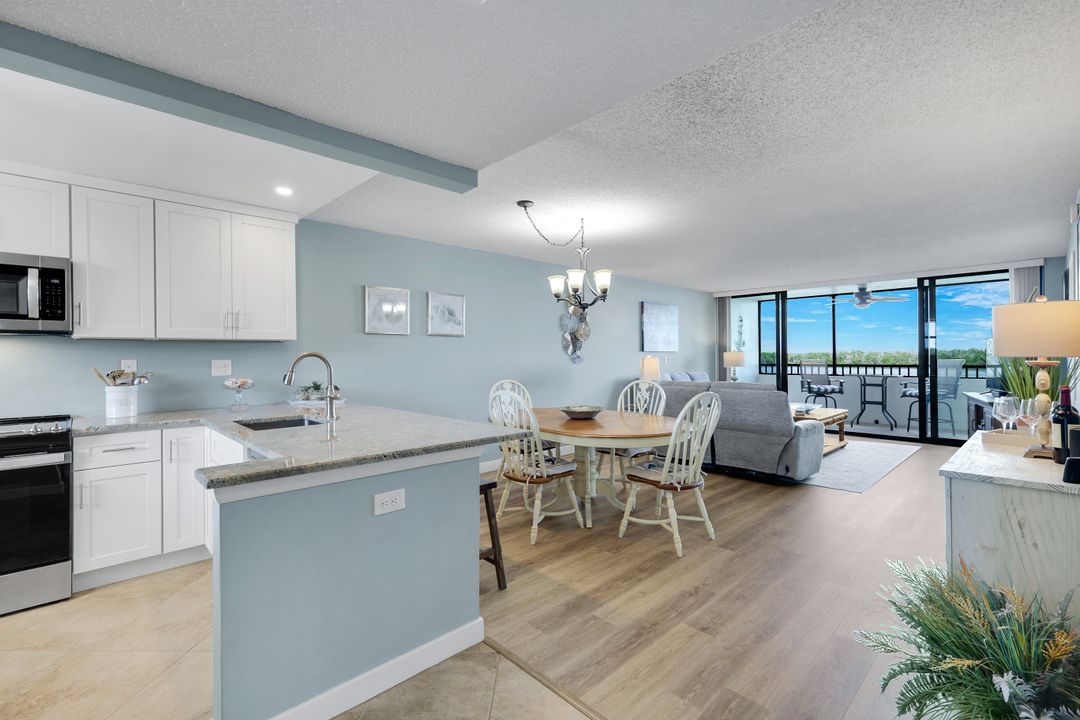 4223 Bay Beach Ln  #2D, Fort Myers Beach, FL 33931