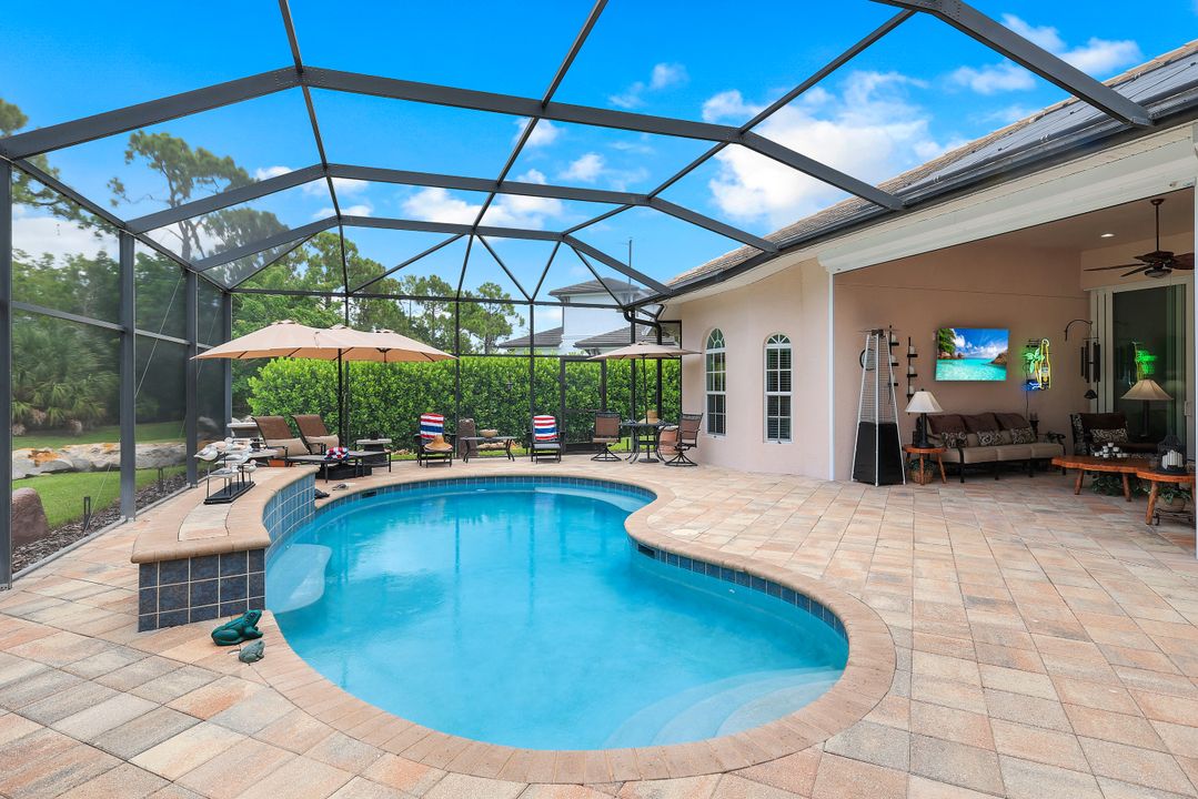 15362 Old Pine Ct, Fort Myers, FL 33912
