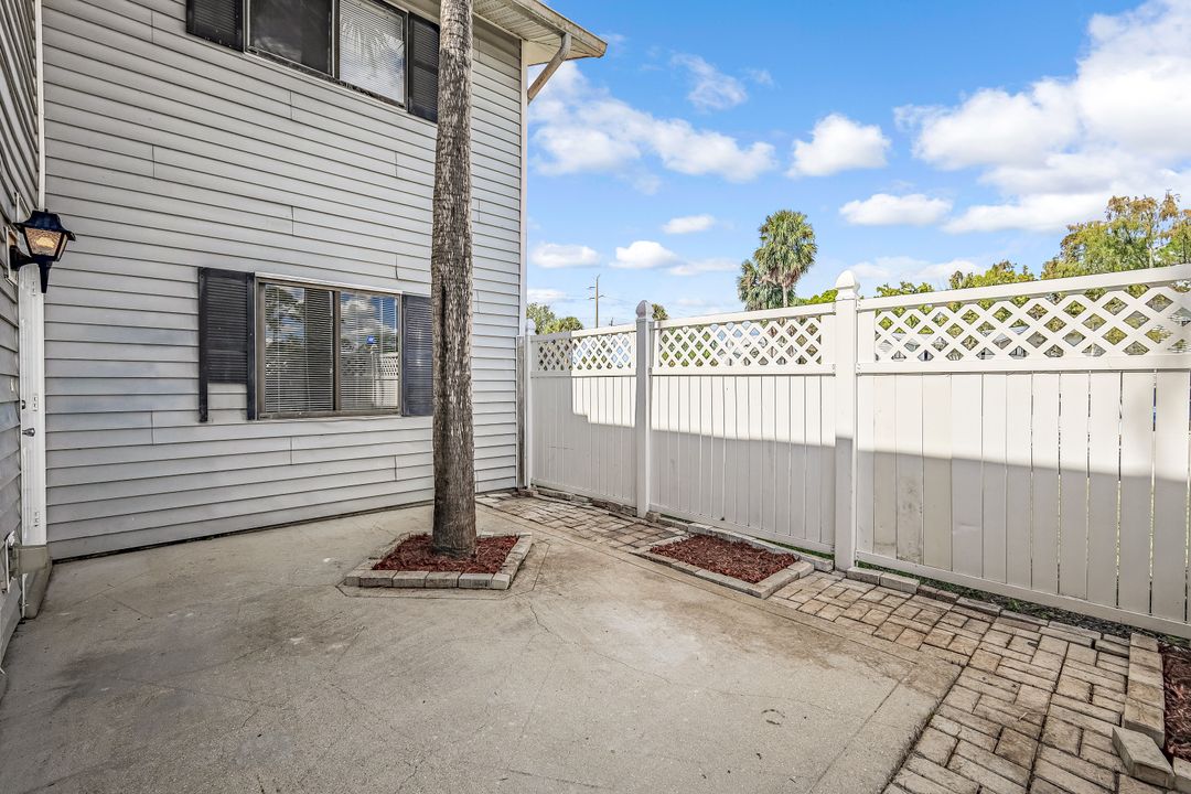 7737 Tamara Lee Ct #101, Fort Myers, FL 33907