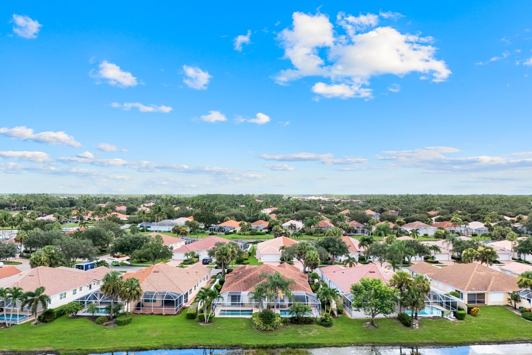 3077 Futuna Ln, Naples, FL 34119
