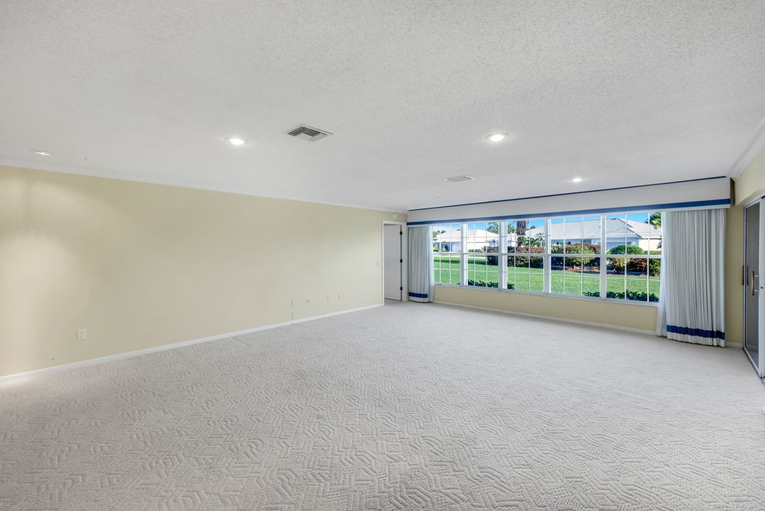 1351 Medinah Dr, Fort Myers, FL 33919