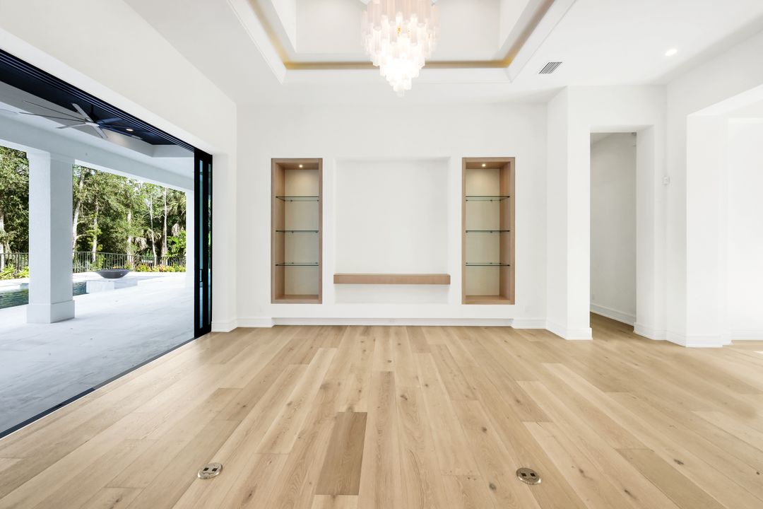 3891 Brynwood Dr, Naples, FL 34119