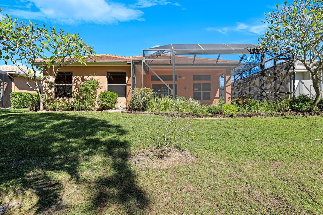 12910 Silverthorn Ct, Bonita Springs, FL 34135