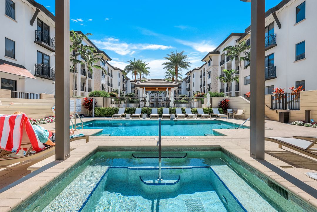 1030 3rd Ave S #216, Naples, FL 34102