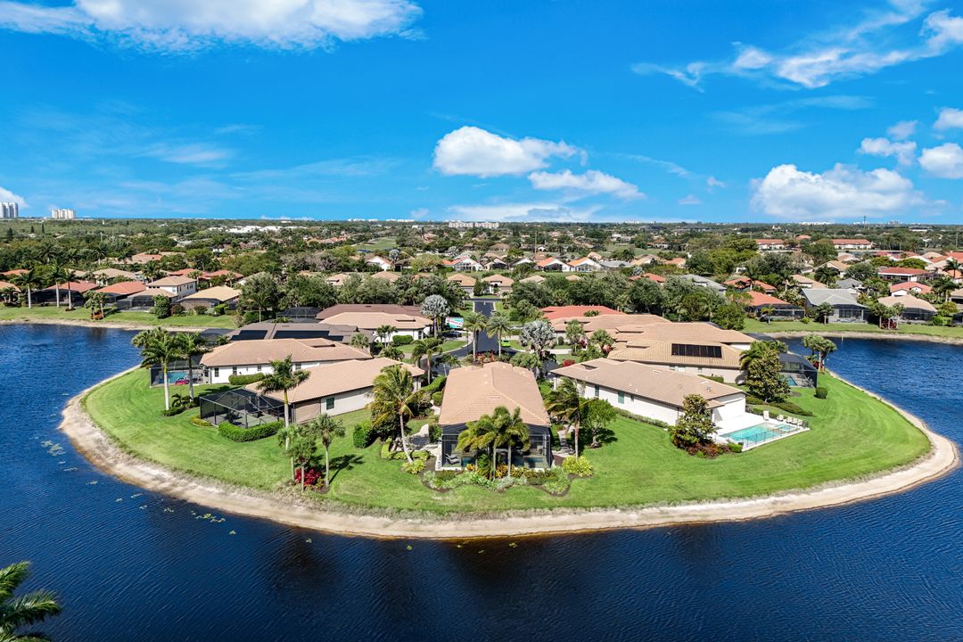 9928 Casabella Way, Bonita Springs, FL 34135