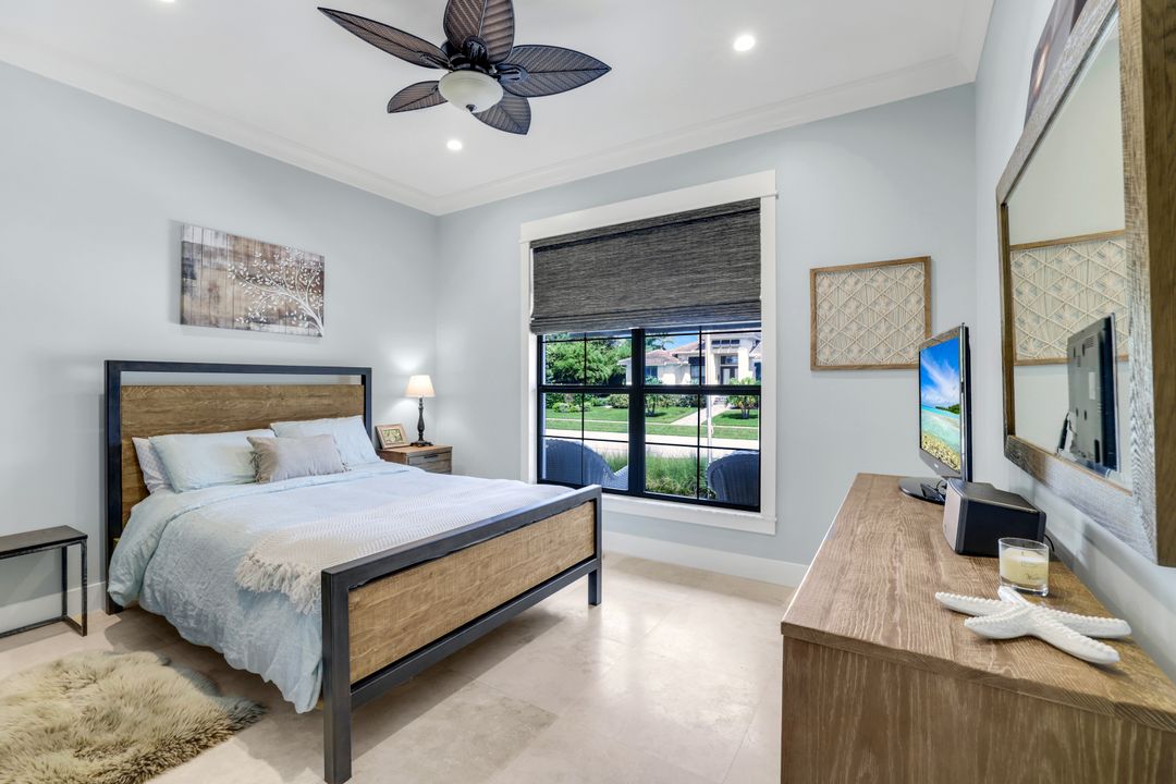 710 Wren St, Marco Island, FL 34145