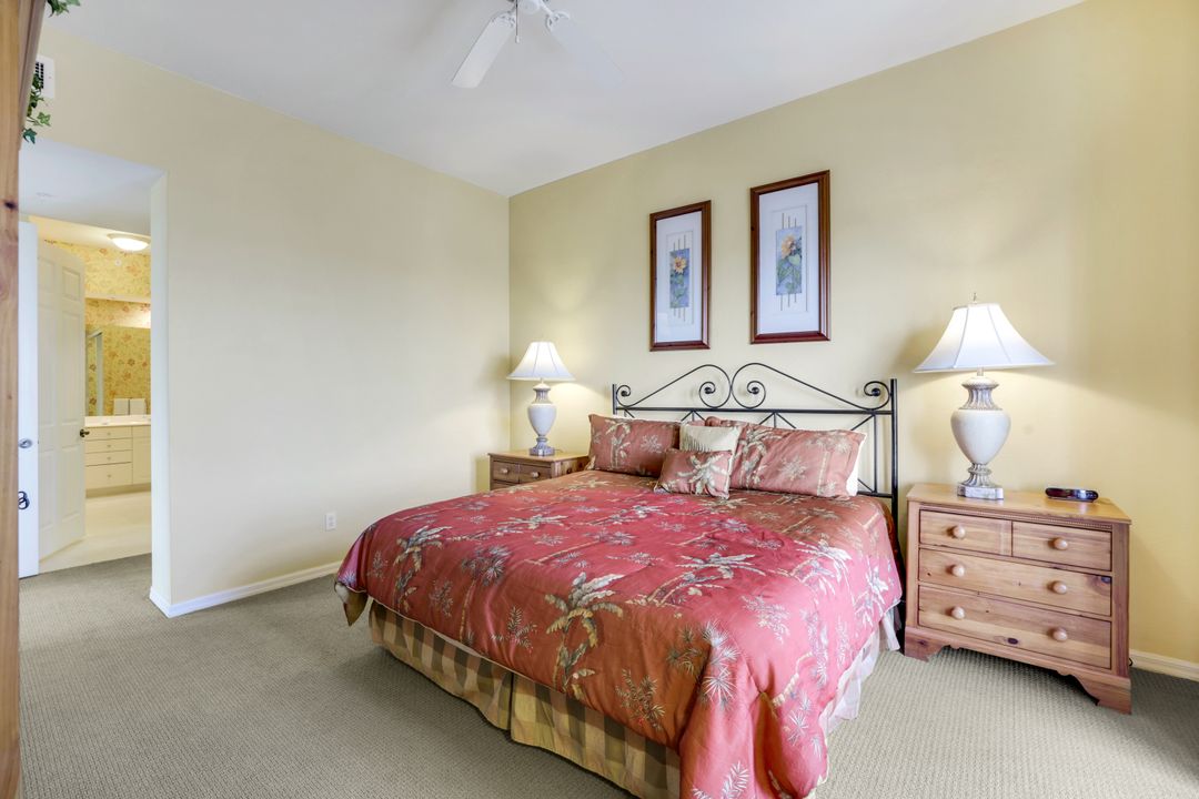 410 Flagship Dr #1206, Naples, FL 34108