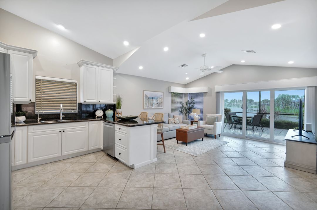 10898 Longshore Way W, Naples, FL 34119