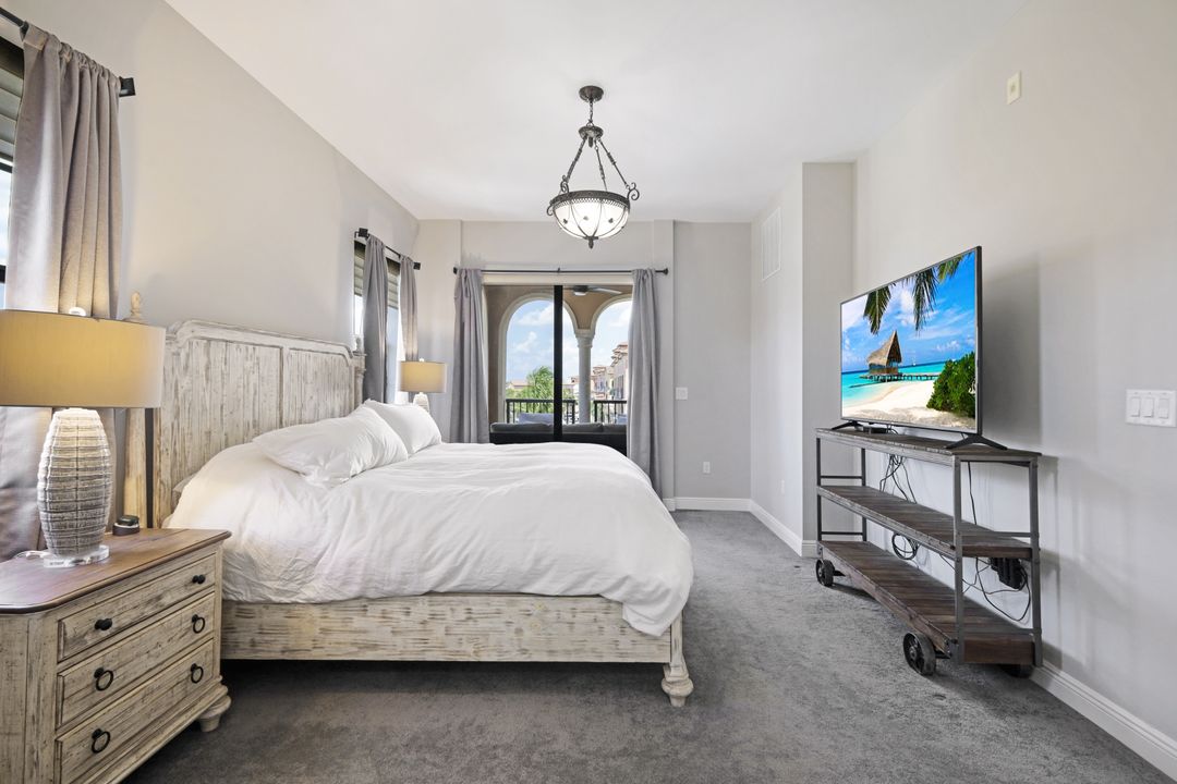 23191 Fashion Dr, Estero, FL 33928